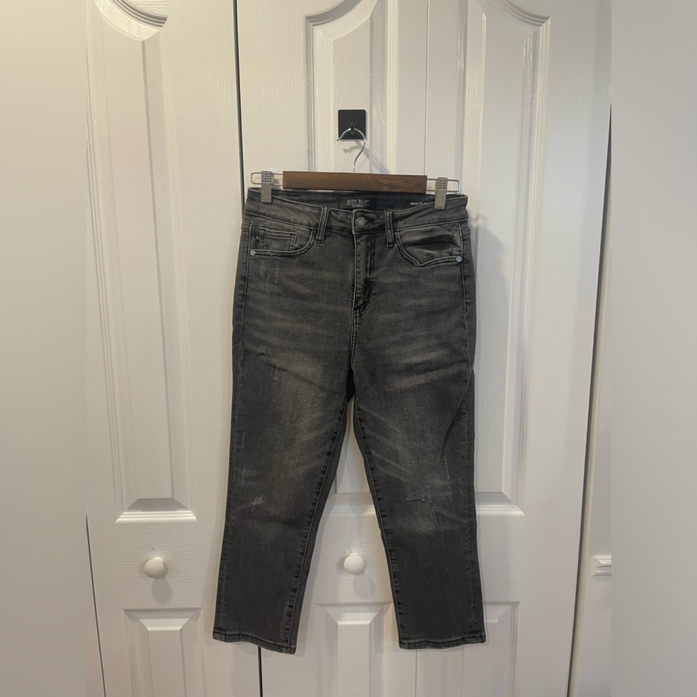 Judy blue black cropped jeans